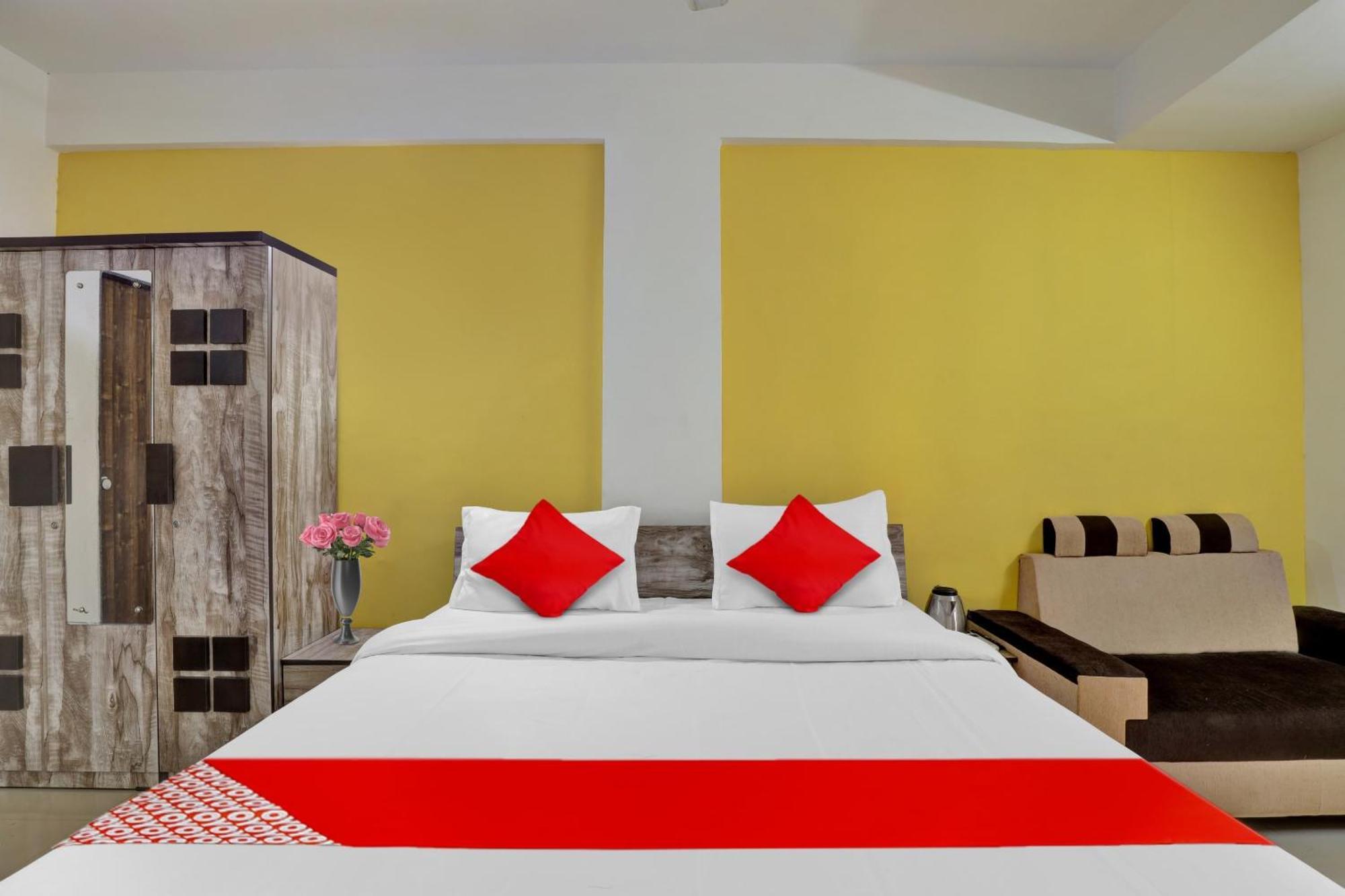 Fabhotel Relax גנדהינאגר מראה חיצוני תמונה