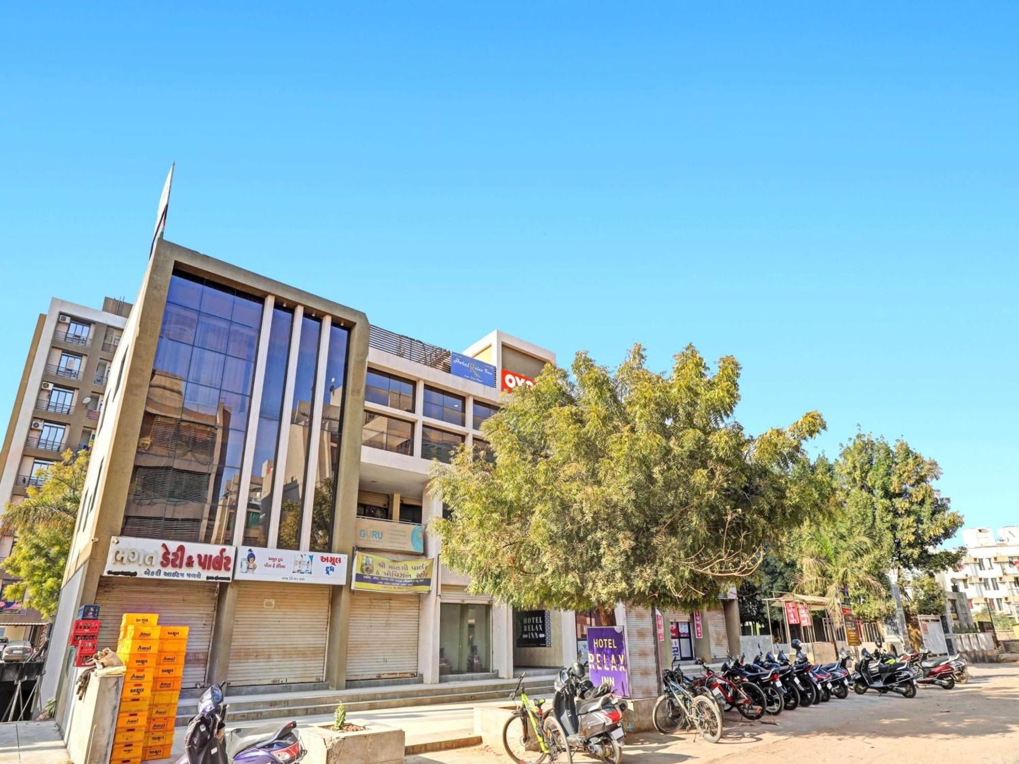Fabhotel Relax גנדהינאגר מראה חיצוני תמונה
