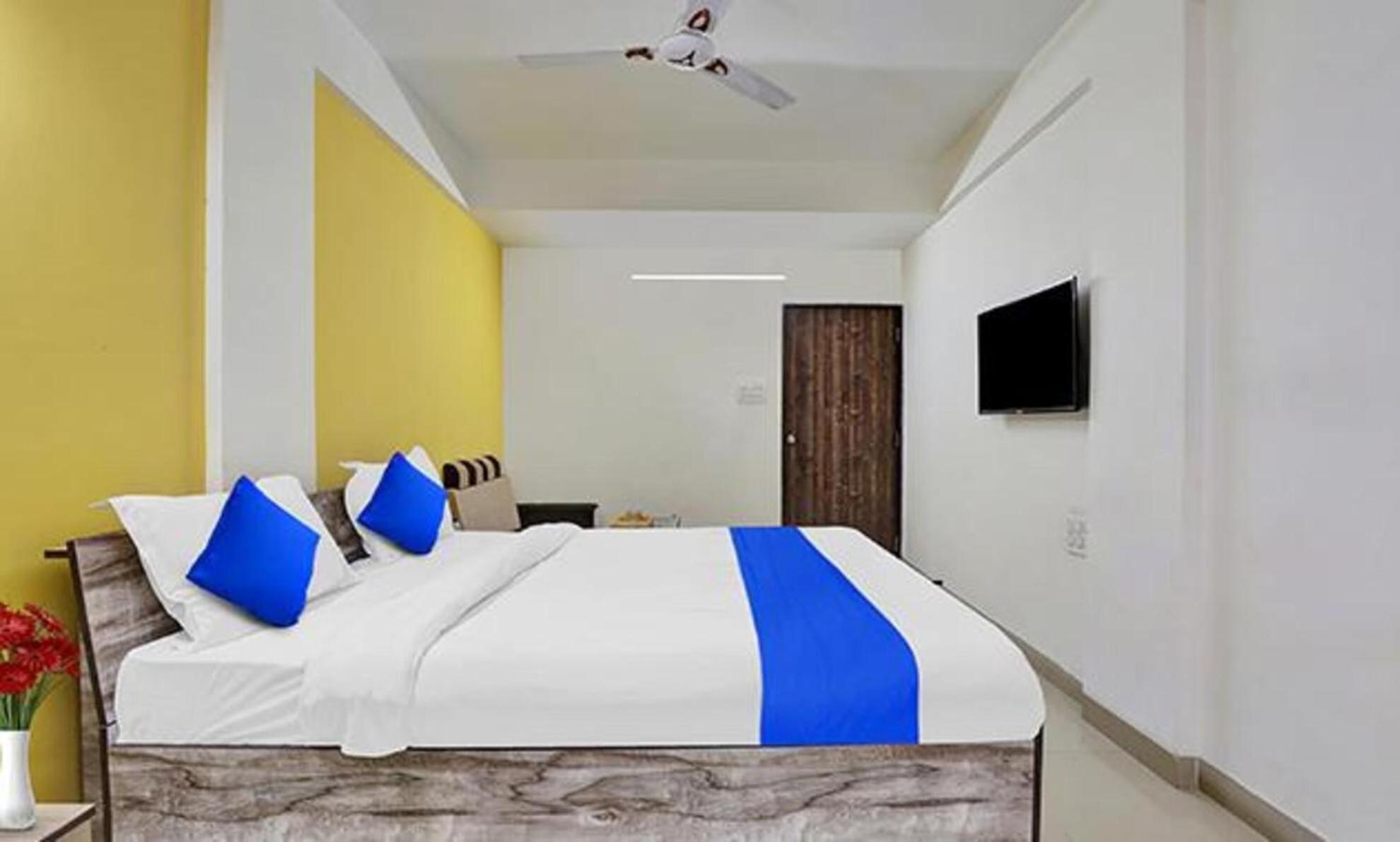 Fabhotel Relax גנדהינאגר מראה חיצוני תמונה