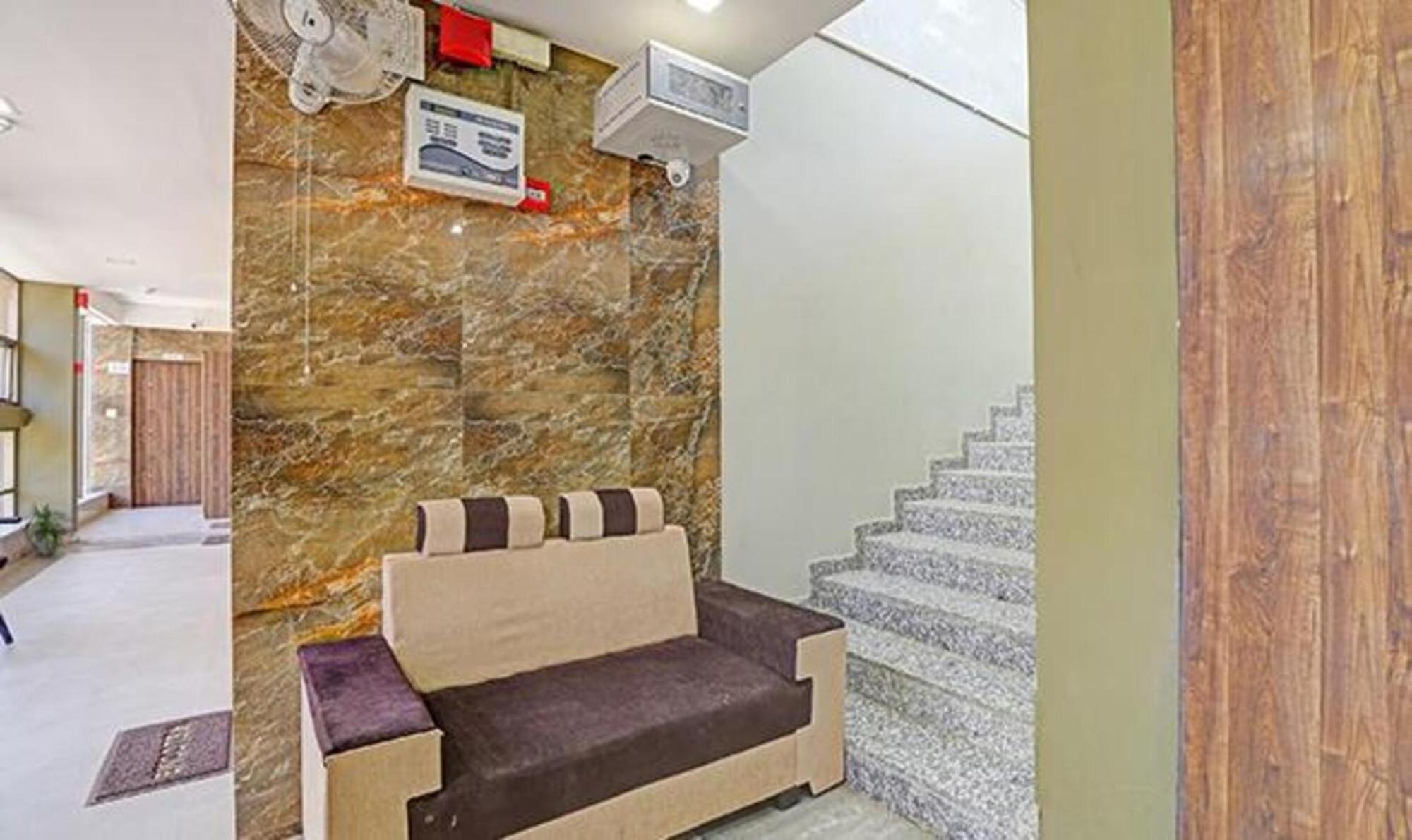 Fabhotel Relax גנדהינאגר מראה חיצוני תמונה